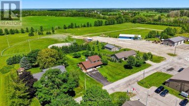 6 BROWN STREET N Minto Ontario photo 3