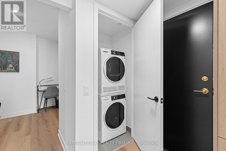 409 - 5 LAKEVIEW AVENUE, Toronto (Trinity-Bellwoods), Ontario, M6H0H3