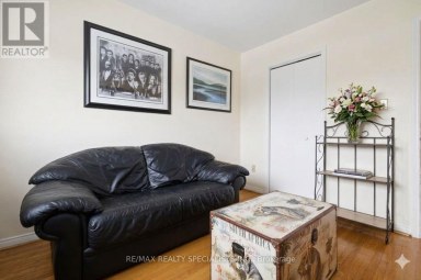 80 CHALFIELD LANE Mississauga (Rathwood) Ontario photo 18