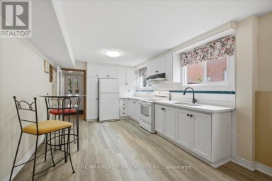 80 CHALFIELD LANE Mississauga (Rathwood) Ontario photo 25