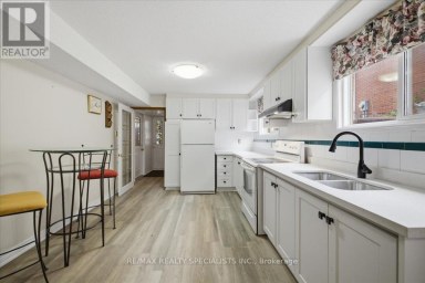 80 CHALFIELD LANE Mississauga (Rathwood) Ontario photo 26