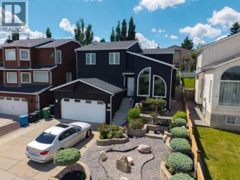 41 Sidon Crescent SW Calgary Alberta photo 1