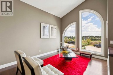 41 Sidon Crescent SW Calgary Alberta photo 10