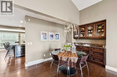 41 Sidon Crescent SW Calgary Alberta photo 13