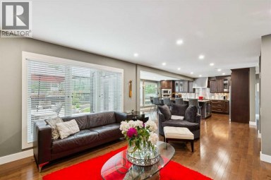 41 Sidon Crescent SW Calgary Alberta photo 24