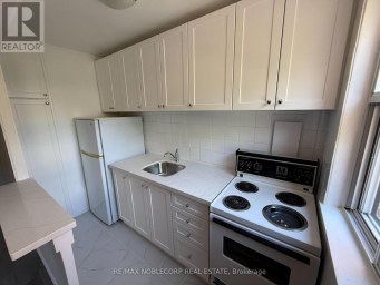 206 - 1315 BAYVIEW AVENUE Toronto (Leaside) Ontario photo 4