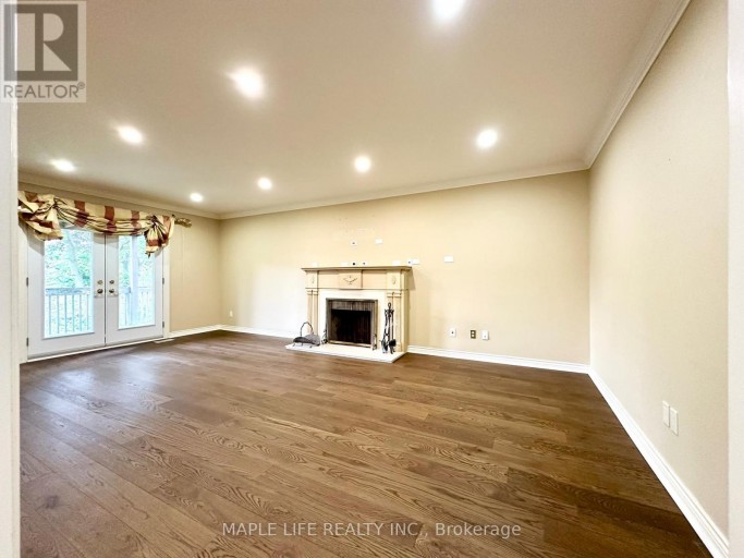 52 PRINCE EDWARD BOULEVARD, Markham (Thornlea), Ontario, L3T7E9