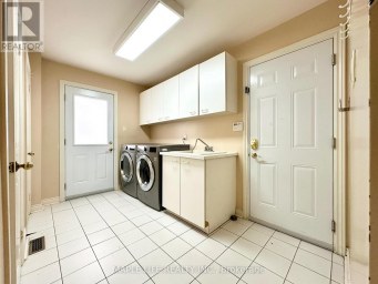 52 PRINCE EDWARD BOULEVARD Markham (Thornlea) Ontario photo 15