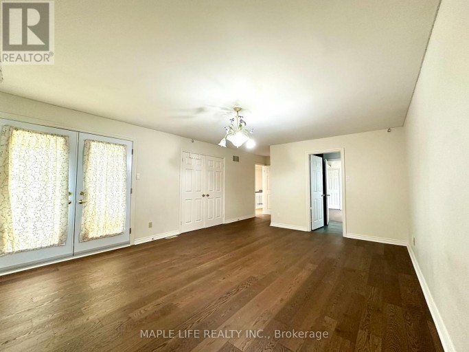 52 PRINCE EDWARD BOULEVARD, Markham (Thornlea), Ontario, L3T7E9