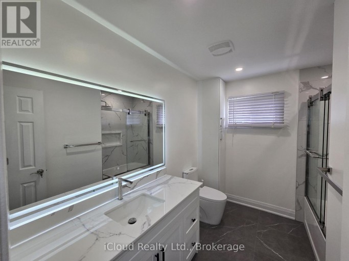 MAIN FLOOR - 2636 CRYSTALBURN AVENUE, Mississauga (Cooksville), Ontario, L5B2N8