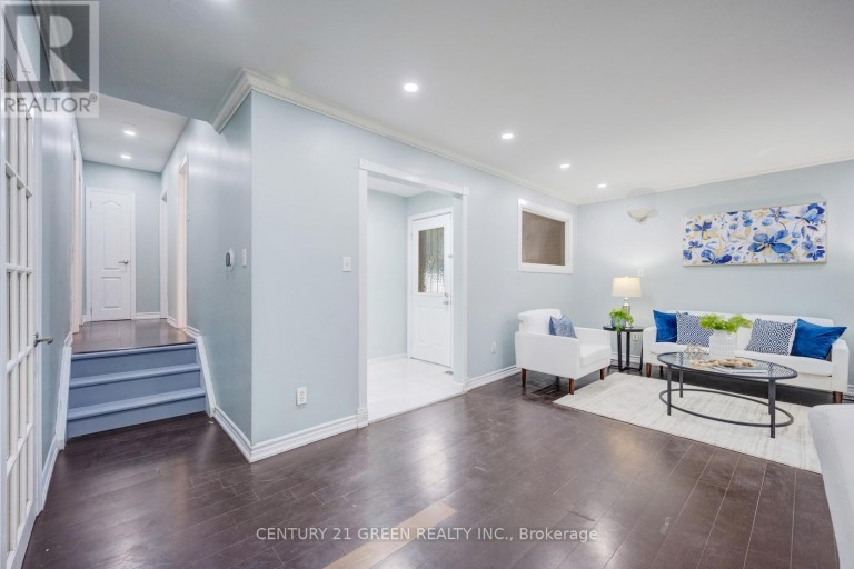 11 BURGBY AVENUE, Brampton (Northwood Park), Ontario, L6X2G7