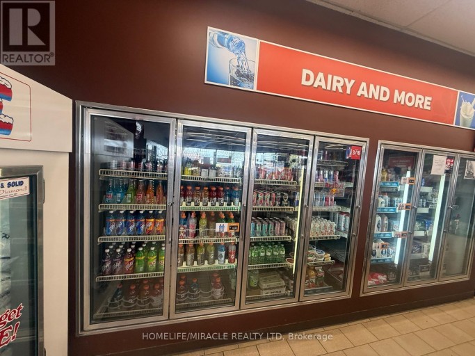 455 GRAND AVENUE E, Chatham-Kent (Chatham), Ontario, N7L1X4