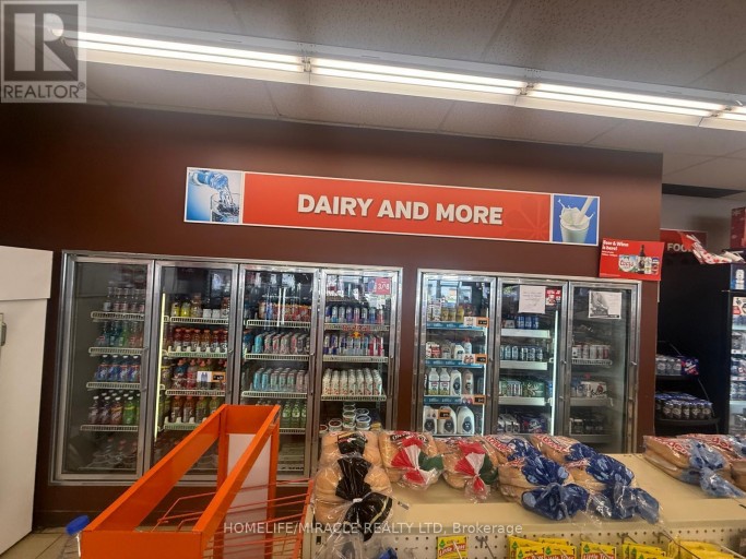 455 GRAND AVENUE E, Chatham-Kent (Chatham), Ontario, N7L1X4