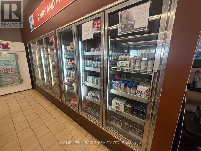 455 GRAND AVENUE E, Chatham-Kent (Chatham), Ontario, N7L1X4