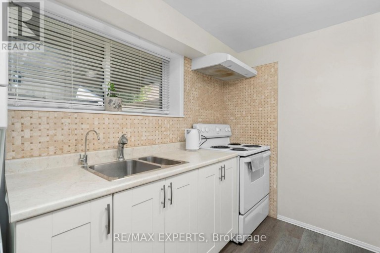 BSMT - 423A VALERMO DRIVE, Toronto (Alderwood), Ontario, M8W2L8