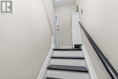 BSMT - 423A VALERMO DRIVE Toronto (Alderwood) Ontario photo 5
