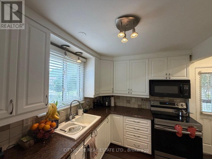 3346 CHOKECHERRY CRESCENT, Mississauga (Erin Mills), Ontario, L5L1A9