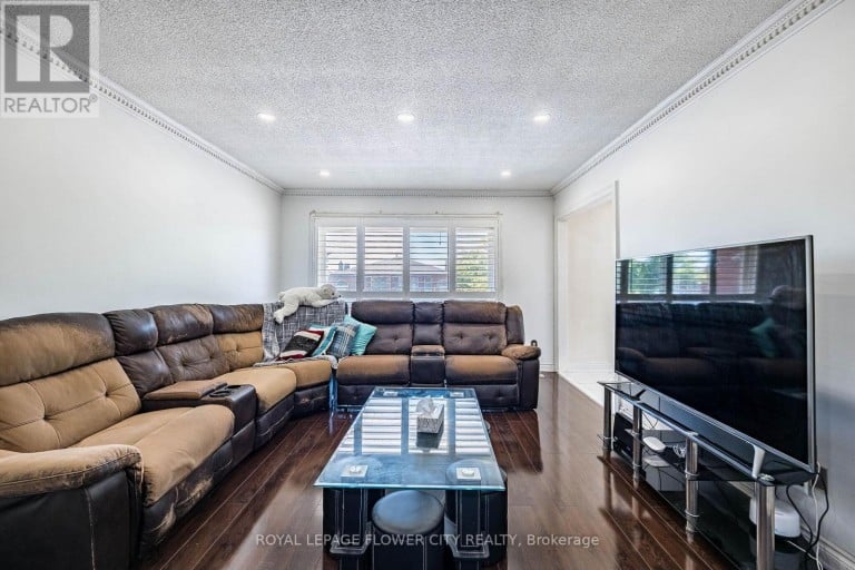 148 DOLORES ROAD, Toronto (Glenfield-Jane Heights), Ontario, M3L2K8