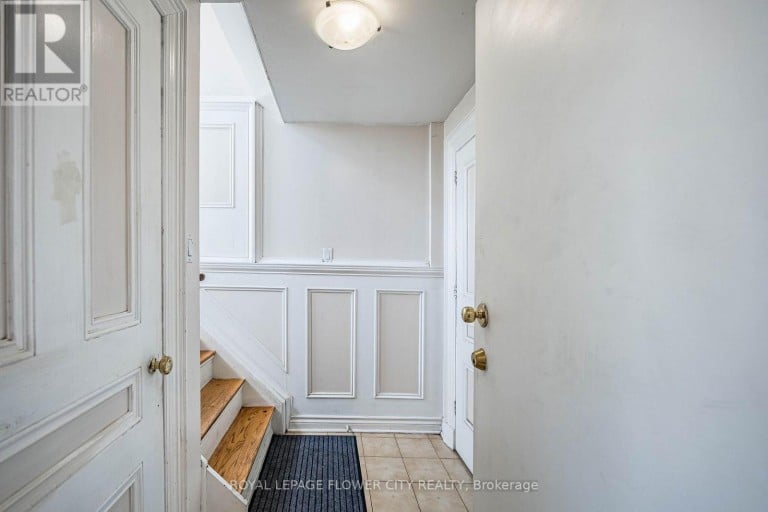 148 DOLORES ROAD, Toronto (Glenfield-Jane Heights), Ontario, M3L2K8
