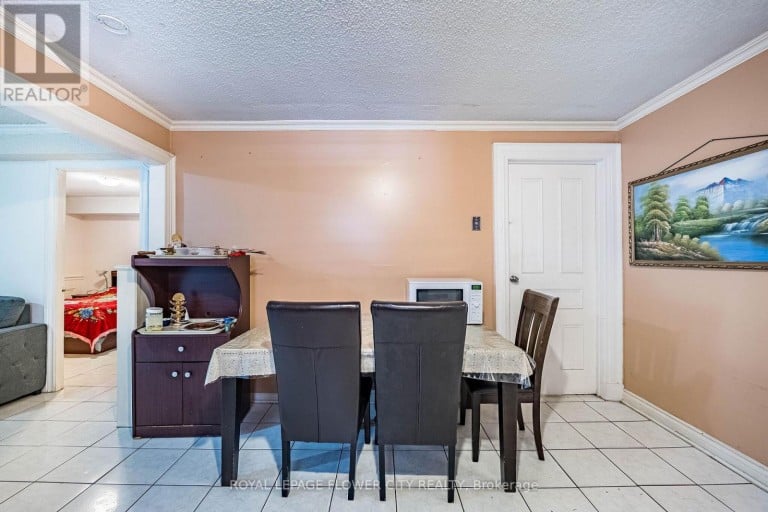 148 DOLORES ROAD, Toronto (Glenfield-Jane Heights), Ontario, M3L2K8