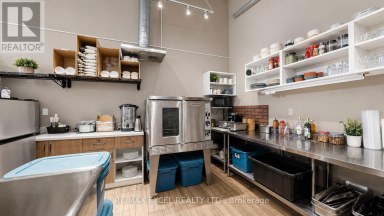 16 - 7181 YONGE STREET Markham (Thornhill) Ontario photo 12