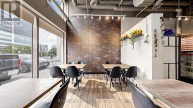16 - 7181 YONGE STREET Markham (Thornhill) Ontario photo 6