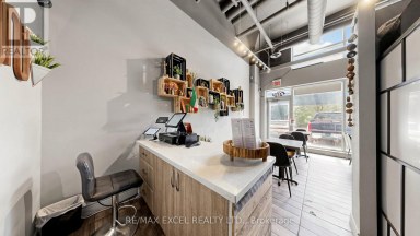 16 - 7181 YONGE STREET Markham (Thornhill) Ontario photo 9