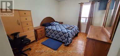 38 MADELAINE AVENUE Toronto (Oakridge) Ontario photo 6