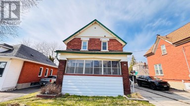 138 GLASGOW STREET Kitchener Ontario photo 3