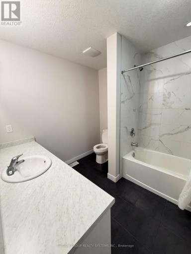 4 - 160 STANLEY STREET, Norfolk (Simcoe), Ontario, N3Y0G6
