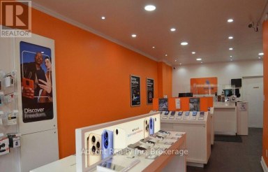 GROUND FLOOR - 1454 QUEEN STREET W Toronto (Roncesvalles) Ontario photo 3