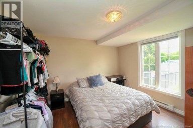 250 Raymond Bathurst New Brunswick photo 11