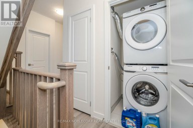 22 - 39 JOHN PERKINS BULL DRIVE Toronto (Downsview-Roding-CFB) Ontario photo 23