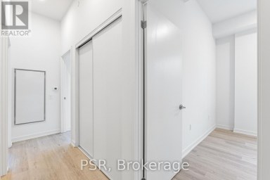 110 - 49 BROADFIELD DRIVE W Toronto (Markland Wood) Ontario photo 12