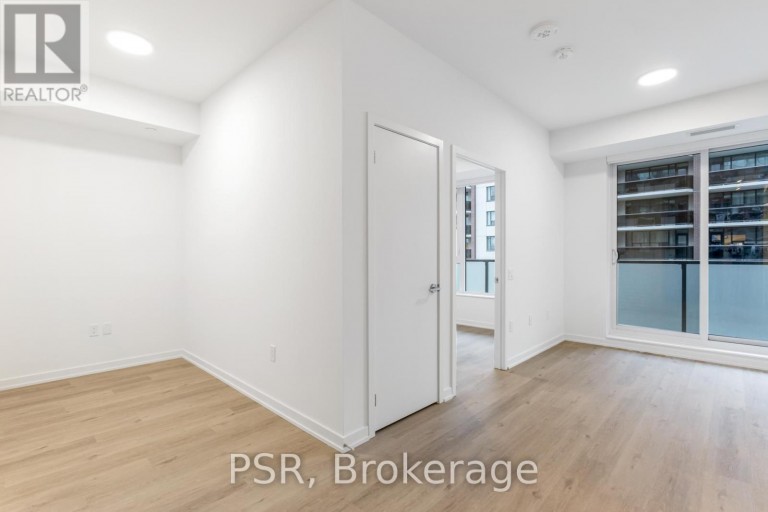 528 - 4365 BLOOR STREET W, Toronto (Markland Wood), Ontario, M9C1R3