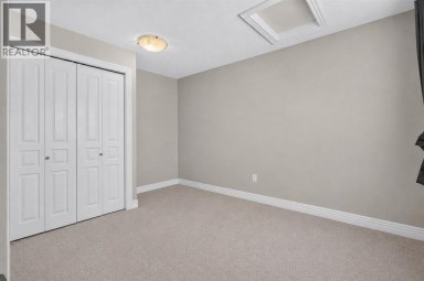 134, 48 Glamis Green SW Calgary Alberta photo 19