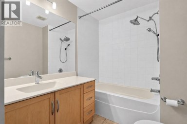 134, 48 Glamis Green SW Calgary Alberta photo 21