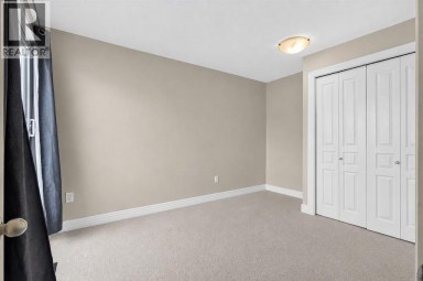 134, 48 Glamis Green SW Calgary Alberta photo 23