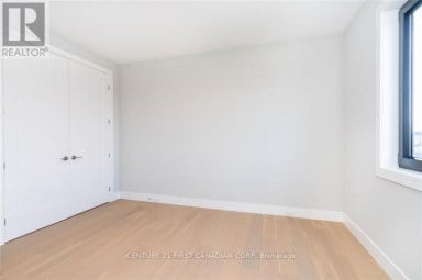 3533 SILVERLEAF CHASE London South (South V) Ontario photo 32