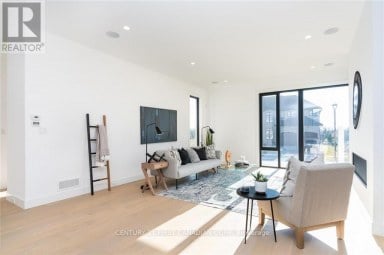 3533 SILVERLEAF CHASE London South (South V) Ontario photo 6