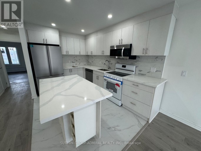 UPPER - 2986A DUFFERIN STREET, Toronto (Yorkdale-Glen Park), Ontario, M6B3T3