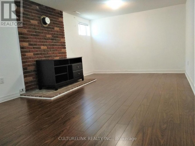BSMT - 30 ROCKPORT CRESCENT, Richmond Hill (Crosby), Ontario, L4C2L6