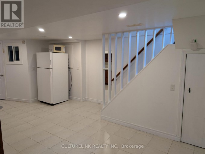 BSMT - 30 ROCKPORT CRESCENT, Richmond Hill (Crosby), Ontario, L4C2L6
