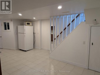 BSMT - 30 ROCKPORT CRESCENT Richmond Hill (Crosby) Ontario photo 9