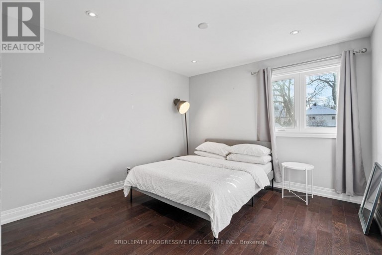 289 BURNETT AVENUE, Toronto (Lansing-Westgate), Ontario, M2N1W2