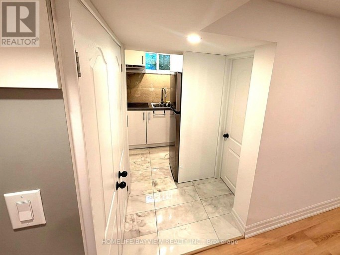 BASEMENT - 110 WOODPARK PLACE, Newmarket (Huron Heights-Leslie Valley), Ontario, L3Y3P6