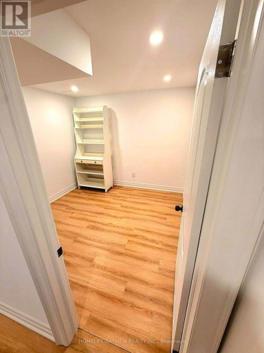 BASEMENT - 110 WOODPARK PLACE, Newmarket (Huron Heights-Leslie Valley), Ontario, L3Y3P6
