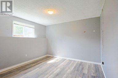 165 THURMAN CIRCLE London East (East D) Ontario photo 7