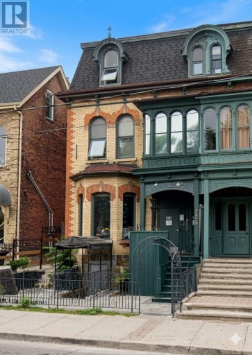 MAIN - 226 CARLTON STREET, Toronto (Cabbagetown-South St. James Town), Ontario, M5A2L1