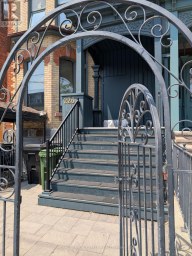 MAIN - 226 CARLTON STREET Toronto (Cabbagetown-South St. James Town) Ontario photo 2
